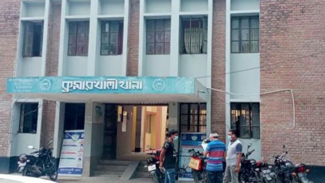 ভিডিও ছড়ানোর ভয়ে আত্মঘাতি ছাত্রী